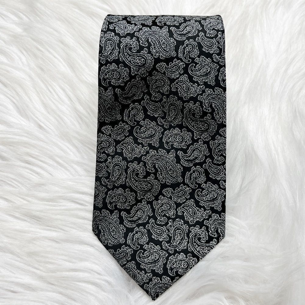 Handmade Paisley Neck Tie Black and White